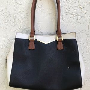 Calvin Klein purse and wallet bag handbag